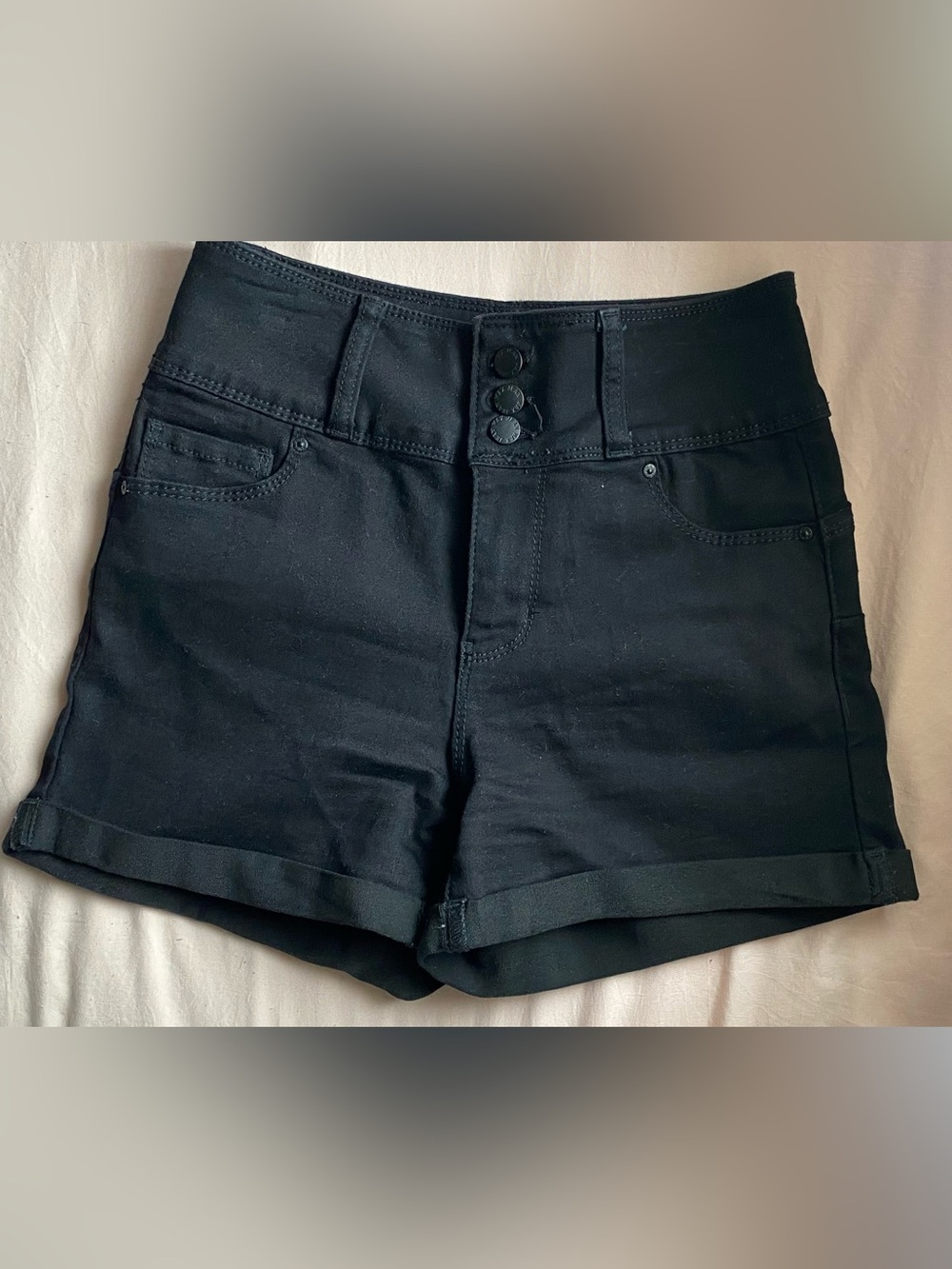 Wax Jean High-Waist Black Shorts with Triple Button